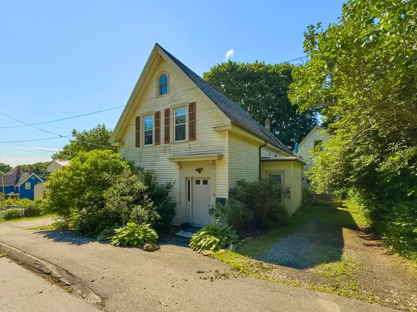 84 Grace Street, Rockland, ME 04841