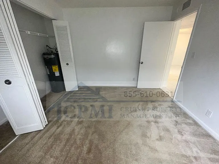 Colonial Village - 7550 Stirling Rd — Photo 74