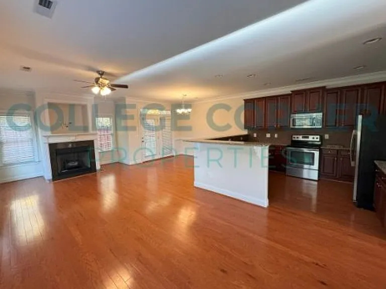 4964 Wyngate Village Dr — Photo 2