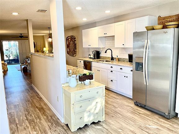 5th image of 1601 43rd St N APT 139