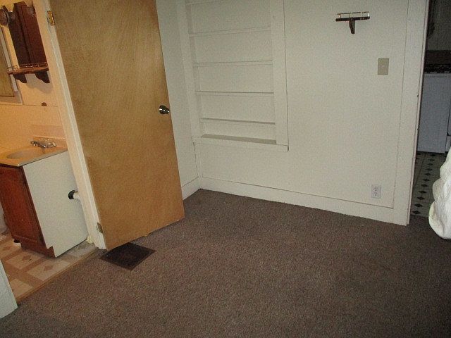 2nd image of 1108 Paul St APT 3