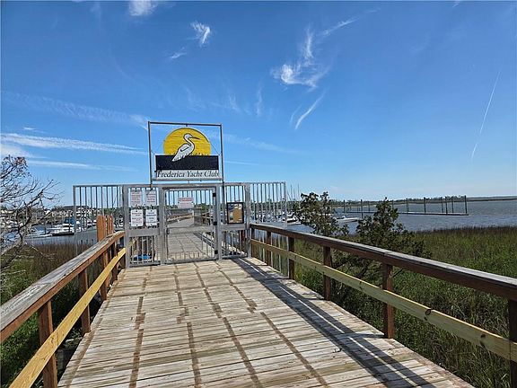 2nd image of 100 Marina Dr #B3