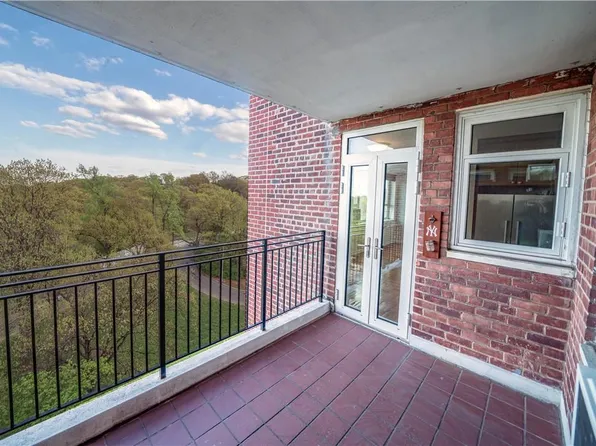 5355 Henry Hudson Parkway #8C, Bronx, NY 10471
