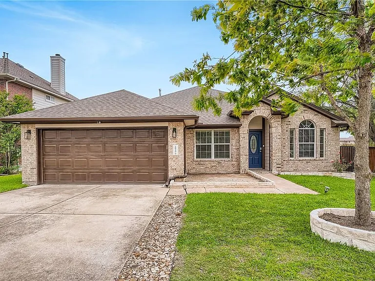 2920 Cajuiles Dr — Photo 4