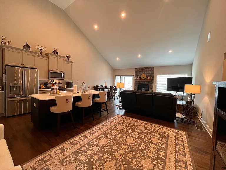 159 Aeropointe Ln — Photo 8