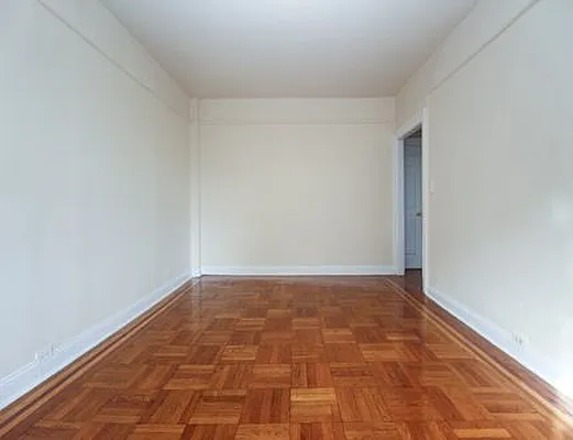 Rented by SW Queens Mezzanine | media 4