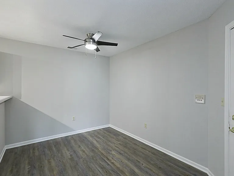 Compass Pointe — Photo 175