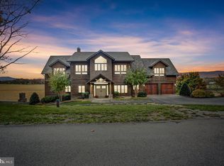 6573 Irvine Dr, Mercersburg, PA 17236