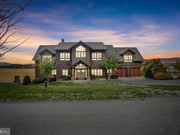 6573 Irvine Dr, Mercersburg, PA 17236