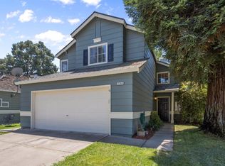 8366 Hillsbrook Dr, Antelope, CA