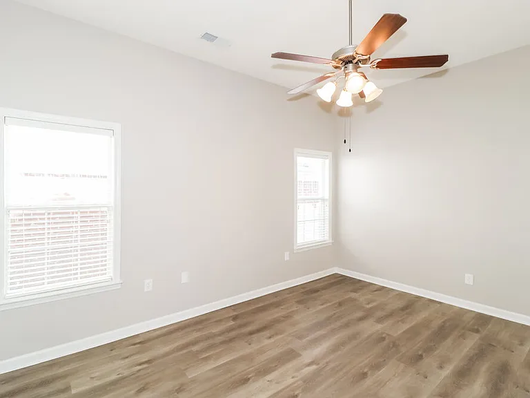 1260 Whitten Rd — Photo 9
