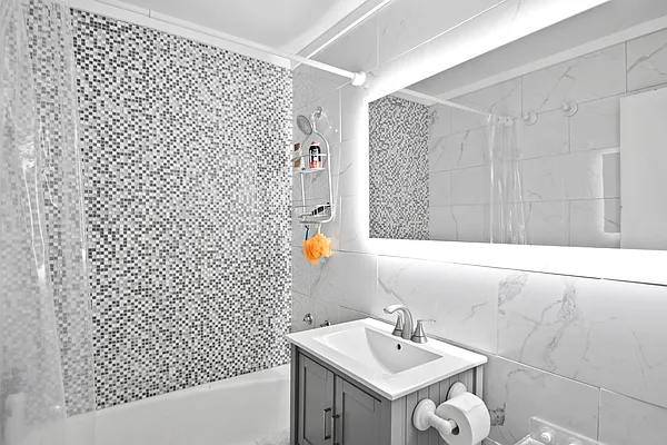 Sold by Hauseit LLC | media 8