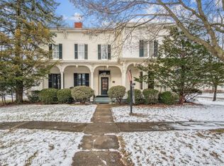 216 Higgins St, Howell, MI 48843