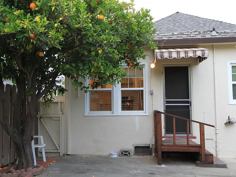 453 Wisnom Ave — Photo 25