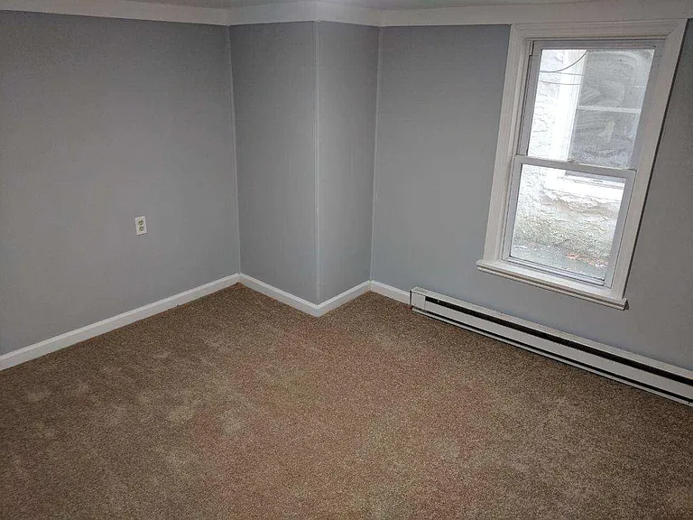 9 N Hillside Ave — Photo 7