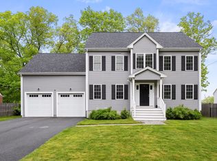 74 Bald Eagle Rd, Weymouth, MA 02190