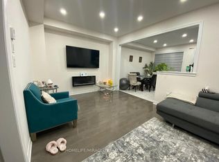 19 Backwater Trl, Brampton, ON L7A 5B8