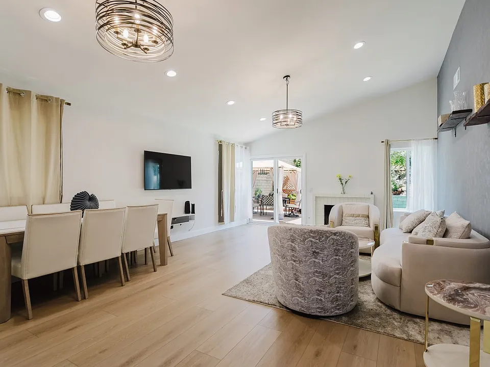 23128 Calvello Dr
