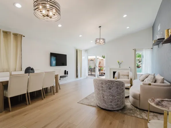 23128 Calvello Dr, Santa Clarita, CA 91354