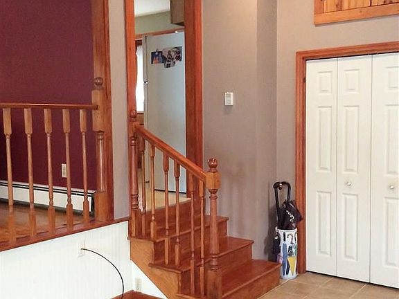 3rd image of 55 Kinderhook Ave