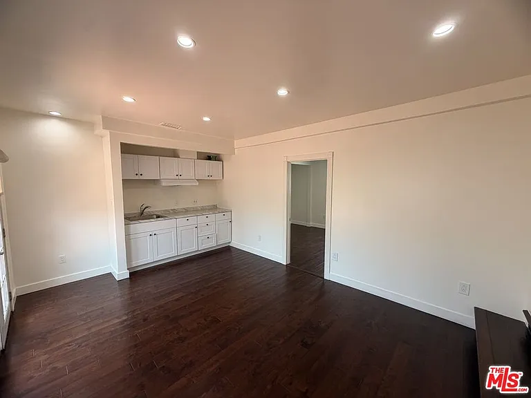 10103 Washington St — Photo 3