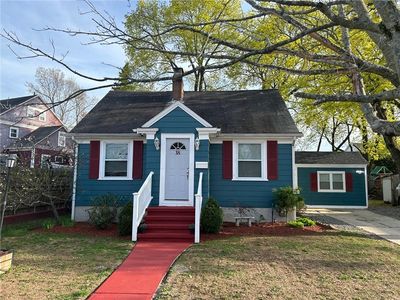18 Puritan Ave, Cranston, RI, 02920