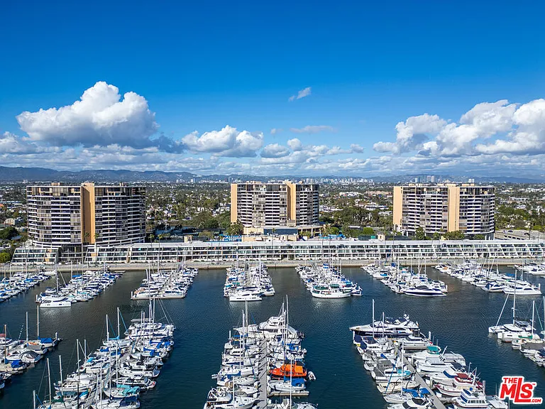 4316 Marina City Dr #1033 — Photo 46