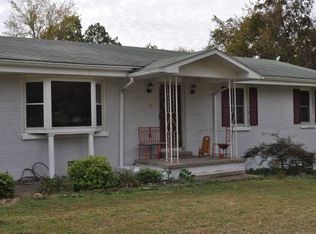 557 W Walnut Ridge Ln, Springfield, MO 65802