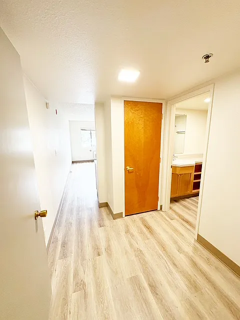 The Poplars Apts - Silverdale Way - C103 — Photo 4