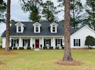 92 Tinsley St, Douglas, GA 31535