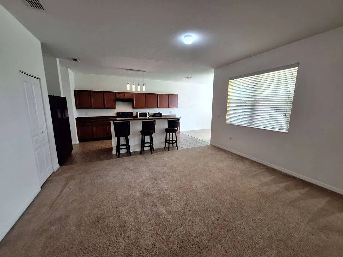 10175 Winding River Rd in Port Charlotte, FL 33981 — Photo 4