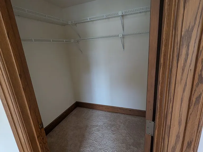 1408 Strongs Ave — Photo 2