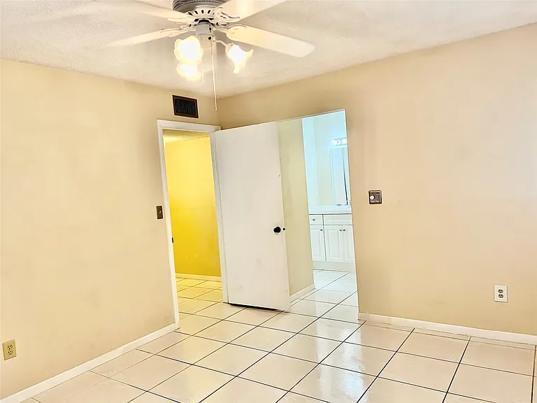 9718 S Belfort Cir #108 — Photo 9