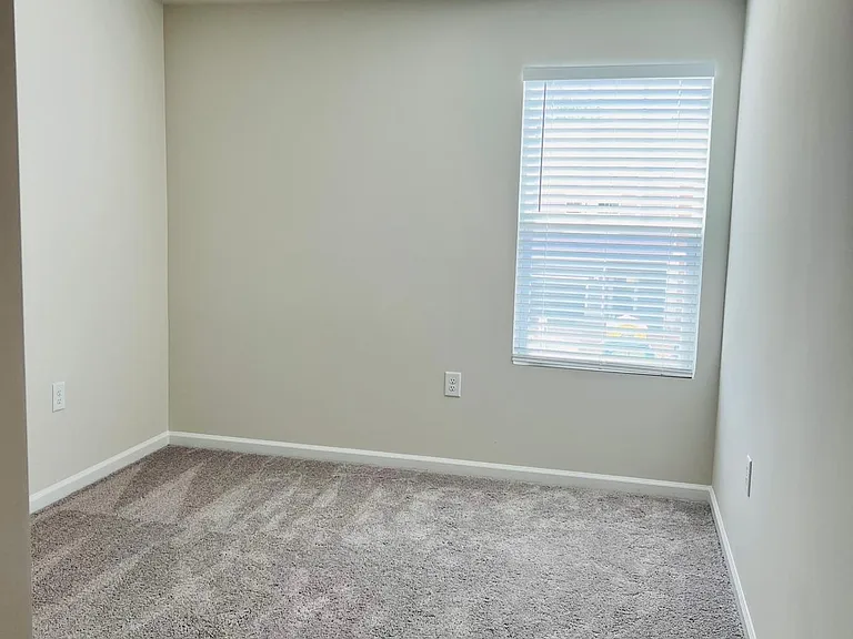 929 Field Ivy Dr — Photo 30
