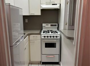 2 Bryant Cres APT 1H, White Plains, NY 10605