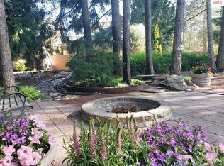 395 Buck Run, Sagle, ID 83860