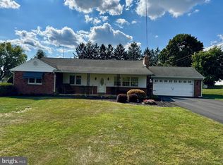 214 S Sunset Dr, Shrewsbury, PA 17361