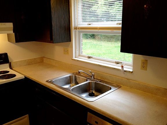 4th image of 519 Stone Villa Ct APT 1C