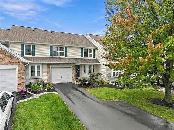 4th image of 273 Park Ridge Dr
