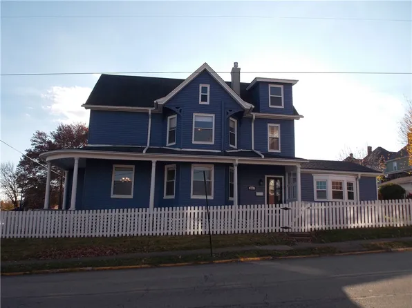 501 Depot St, Youngwood, PA 15697