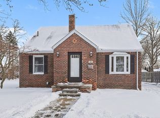 127 Madelon St, Belleville, MI 48111