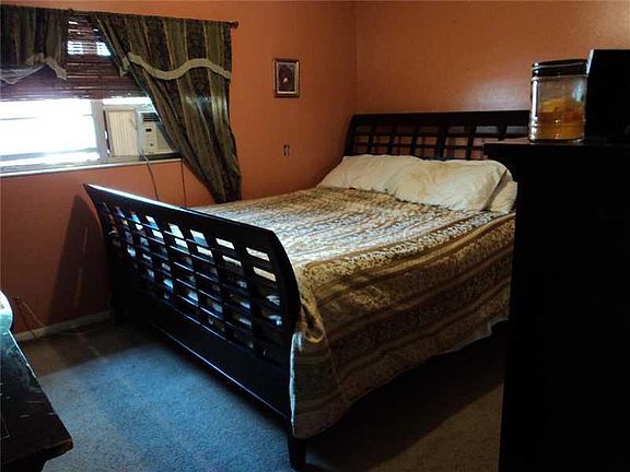 5th image of 7008 Glenview Dr