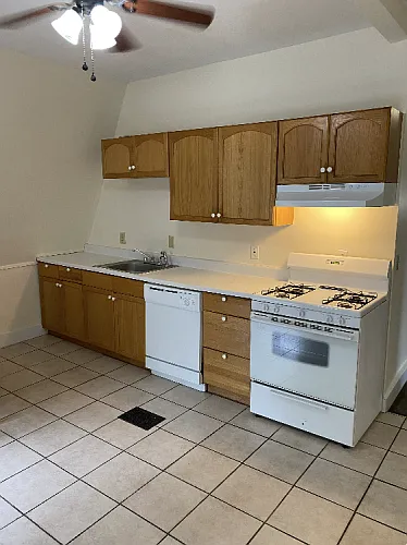 429 Columbus Ave #3 — Photo 8