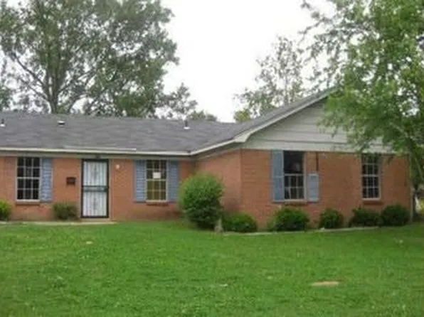 521 Johnson Dr, West Memphis, AR 72301