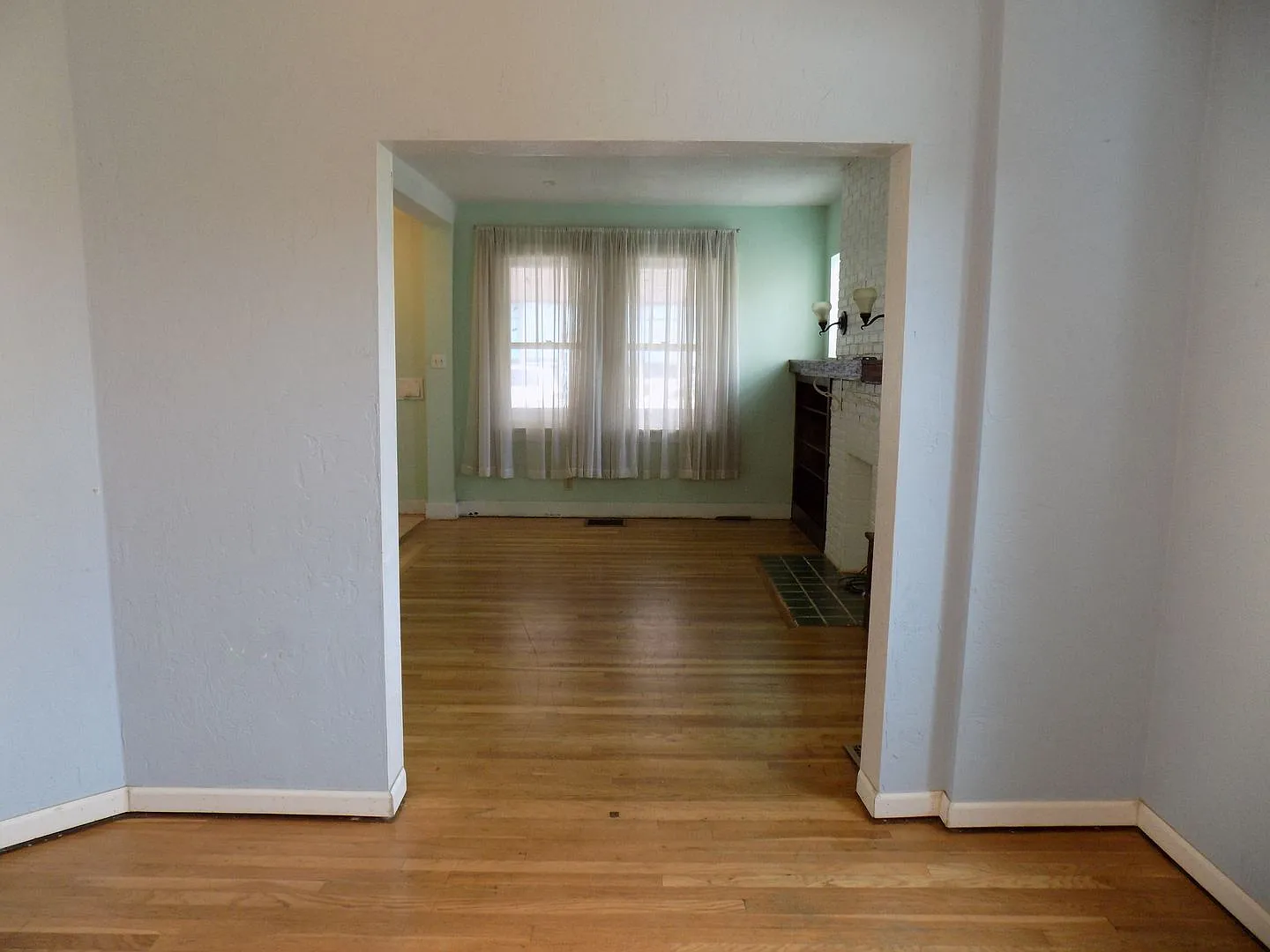 3621 Childs Street — Photo 2