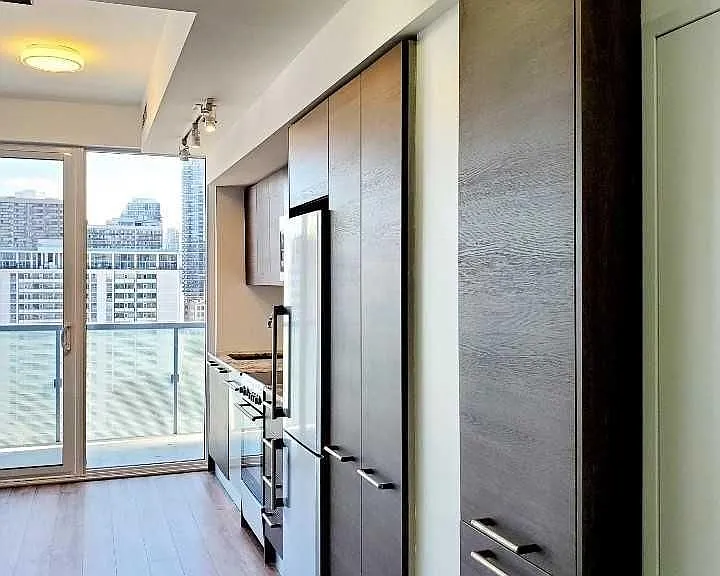 28 S Wellesley St E #1503 — Photo 10