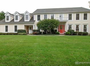 674 Stillwater Ln, Barrington, IL 60010