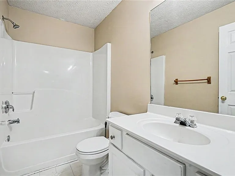 375 Clairidge Ln — Photo 22