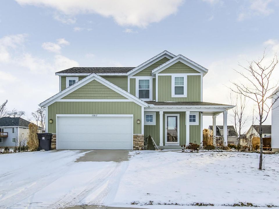 1st image of 11917 Maplegrove Dr