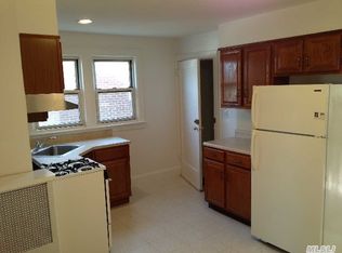 1259 152nd St, Flushing, NY 11357